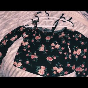 Floral bare shoulder blouse